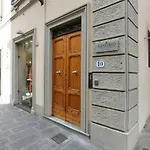 Elegant Duomo Apartment